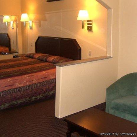 Regency Inn And Suites Galena Park Houston Room photo